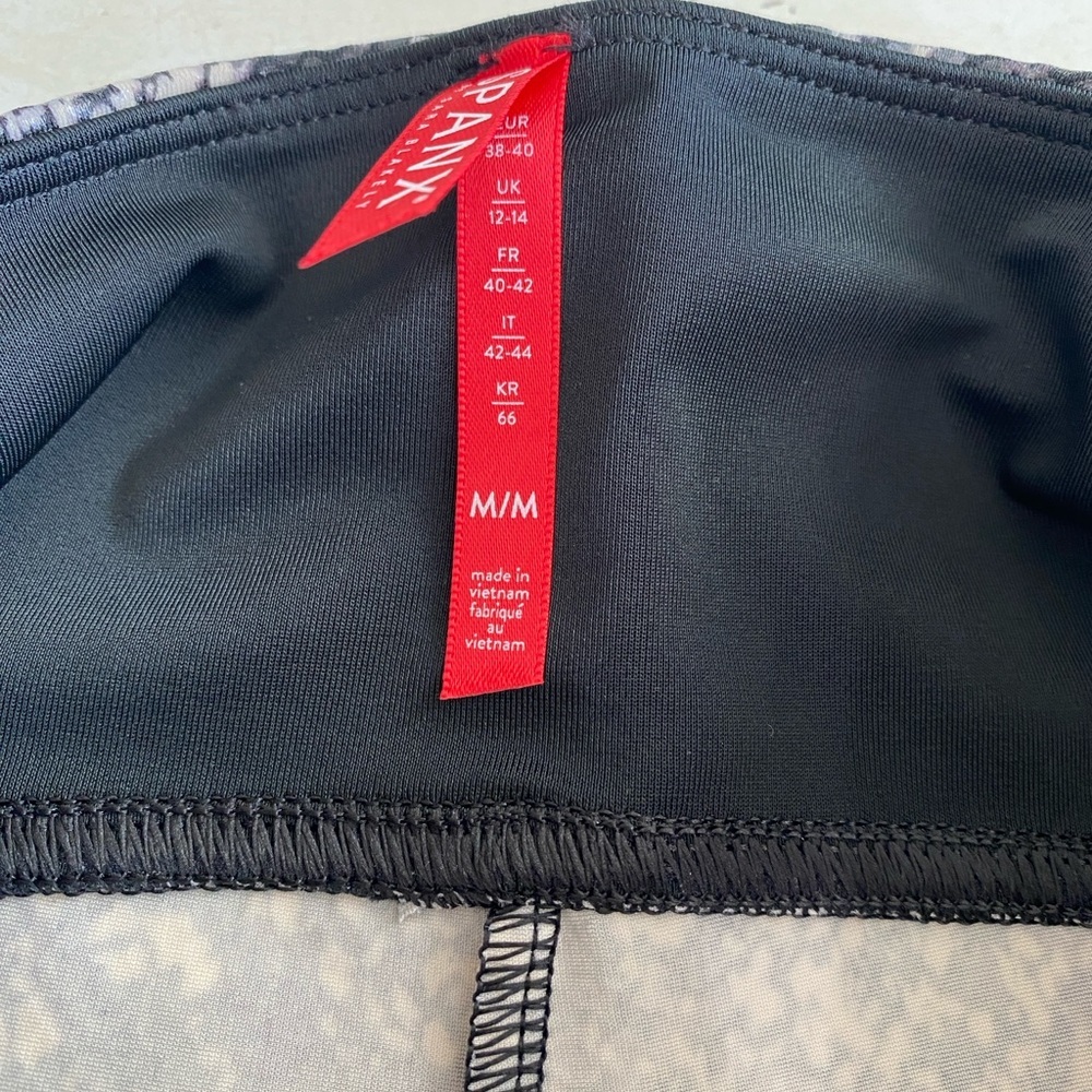 Spanx Faux Leather Leggings HighWaist Full Length Sz Medium Athletic Wear New - Picture 6 of 11